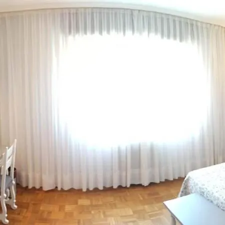 Vegas Hotel 2*